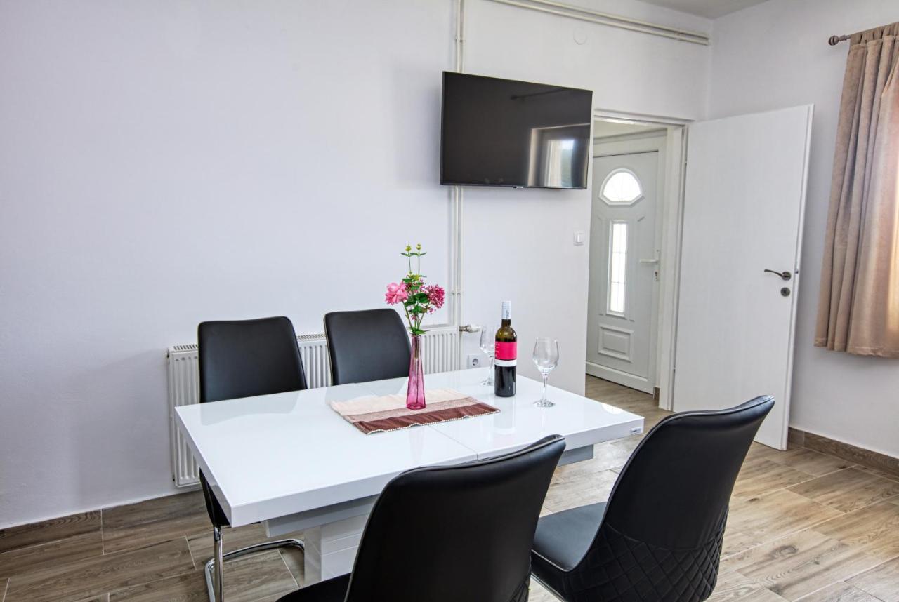 Apartment Tisno 5130C Екстер'єр фото